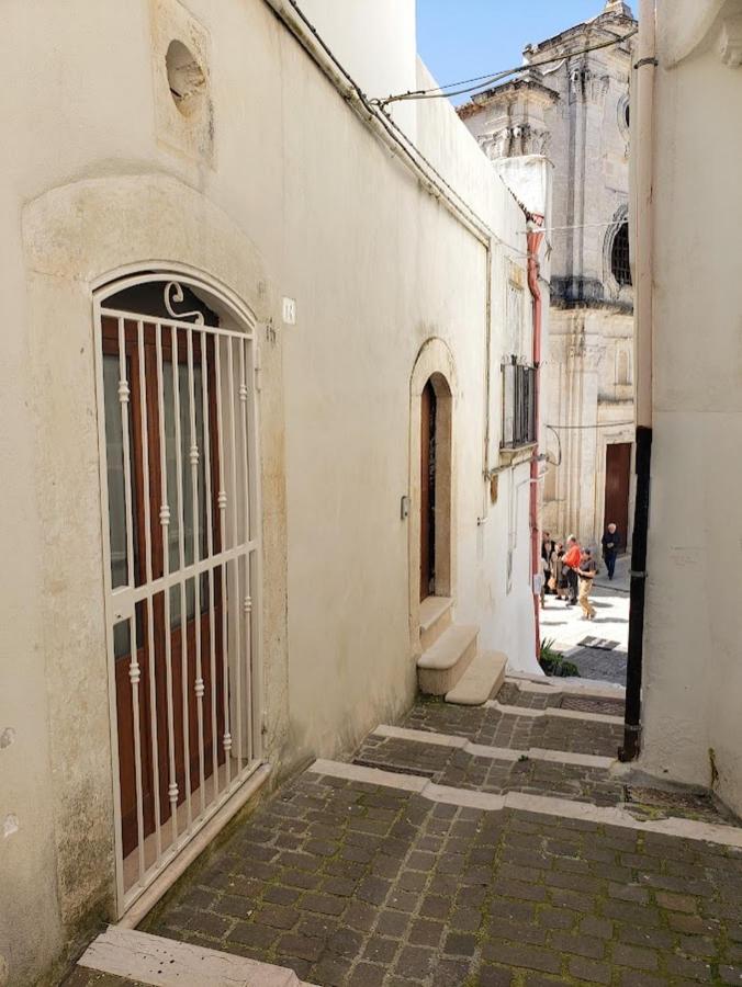 Casa Santa Chiara - Affitti Brevi Italia Apartment Monte SantʼAngelo Exterior foto